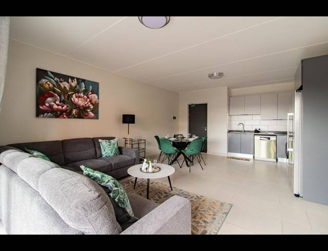 2 BEDROOM PROPERTY TO RENT IN BEDFORD GARDENS